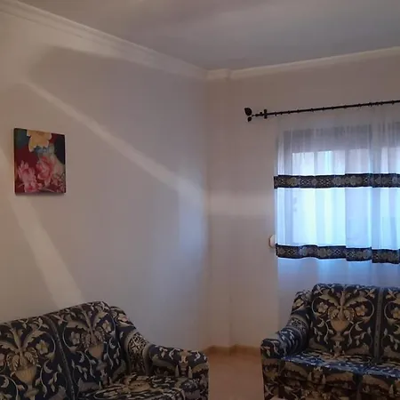 Privada En Zona Tranquila Homestay