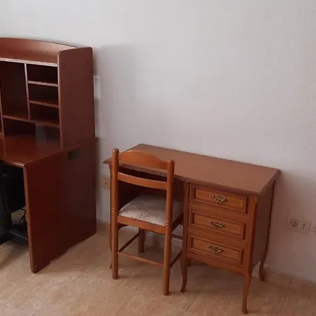 Privada En Zona Tranquila Homestay *