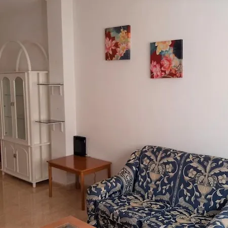 Privada En Zona Tranquila Homestay *